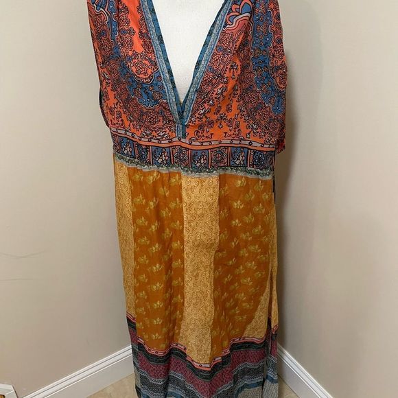 NWT Free People Rosalee Maxi Dress
Hooded Mix Floral Print Orange
retail $168 - Picture 5 of 7